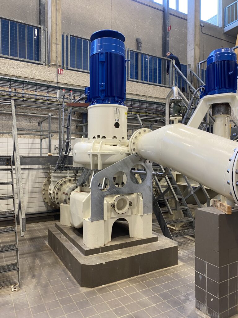 Lebensdauerverlängerung durch reduzierte Schwingungen in der Abwasserpumpstation